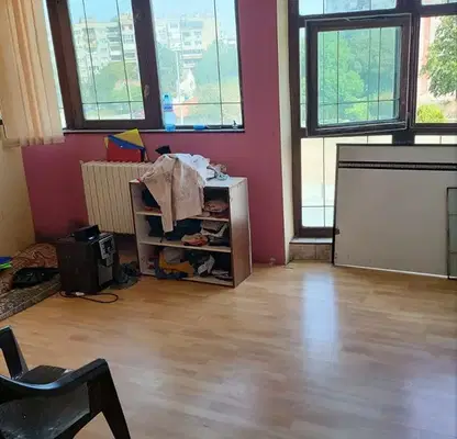 Снимка 5 — Къща в Русе, Родина 3