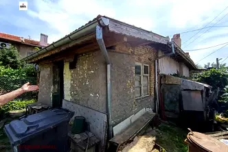 Къща в Русе, Родина 4