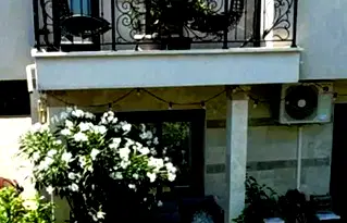 Къща в Бургас, Сарафово