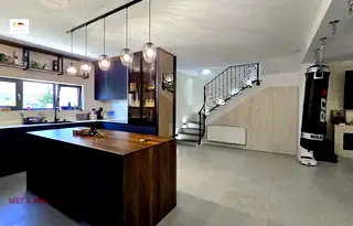 Къща в Бургас, Сарафово