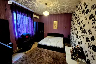 Къща в Русе, Широк център