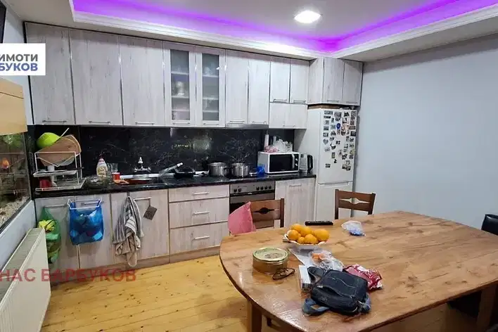 Къща в Русе, Широк център