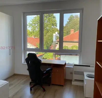 Photo 3 — Two-storey house with 5 bedrooms in Shirok Tsentar, Pleven