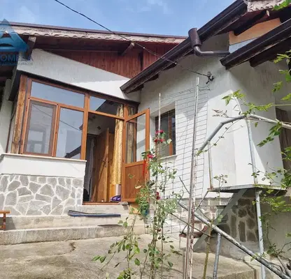 Снимка 4 — Къща в Плевен, Широк център