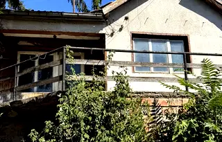 Къща в Плевен, Широк център