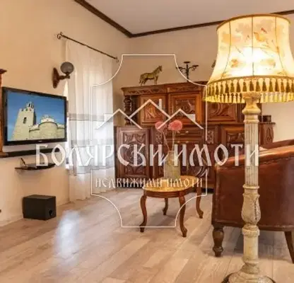 Photo 2 — House in Veliko Tyrnovo, Stara Chast