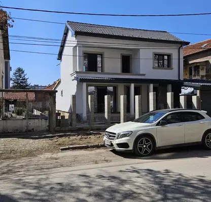Снимка 5 — Къща в Пазарджик, Ставропол