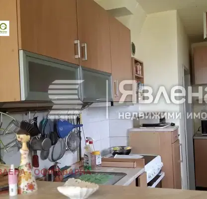 Снимка 4 — Къща във Варна, Свети Никола
