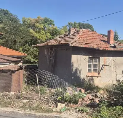 Photo 3 — House in Pernik, Tabana