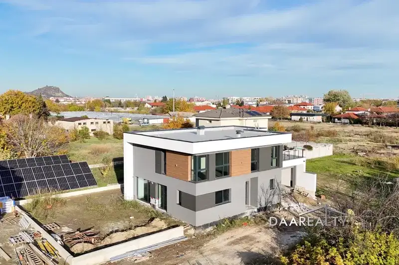 House in Plovdiv, Терзиите