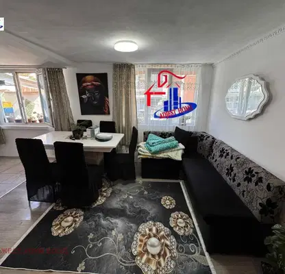 Photo 3 — House in Shumen, Tophane