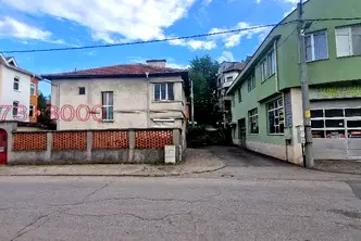 Къща в Хасково, Училищни