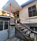 Къща в Хасково, Училищни