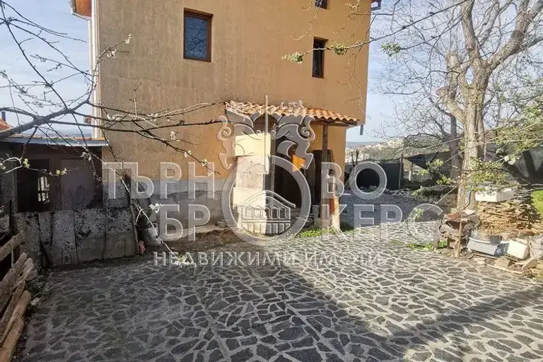 House in Veliko Tyrnovo, Varusha