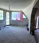 Къща в Русе, Веждата