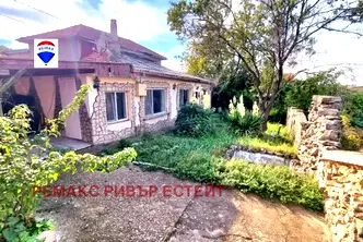 Къща в Русе, Веждата