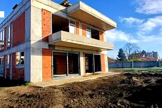 Къща в Бургас, Ветрен