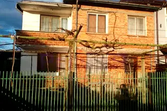 Къща в Бургас, Ветрен