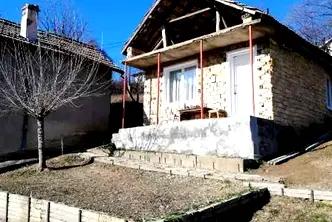Къща в Търговище, Вилна зона