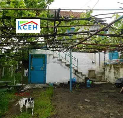 Снимка 2 — Къща в Търговище, Вилна зона