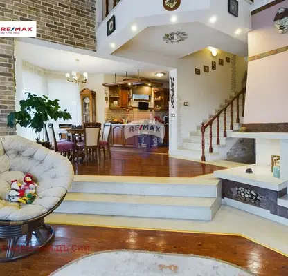 Photo 2 — House in Varna, Vinica