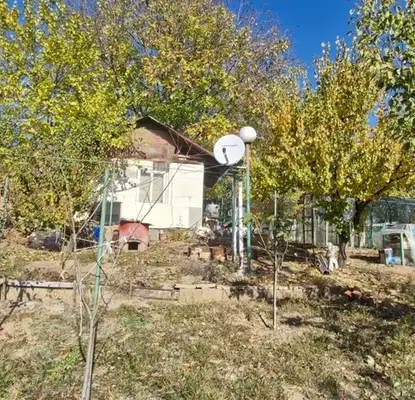 Снимка 3 — Къща в Русе, в.з. Липака