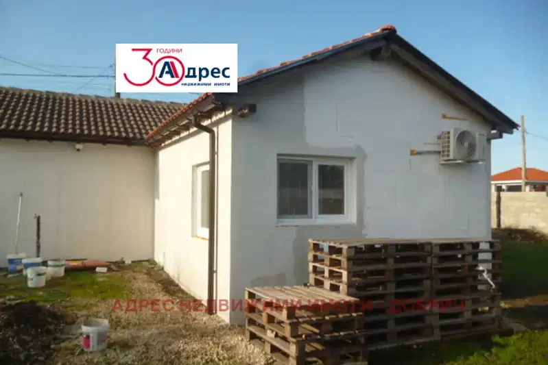 Къща в Добрич, в.з. Лозята