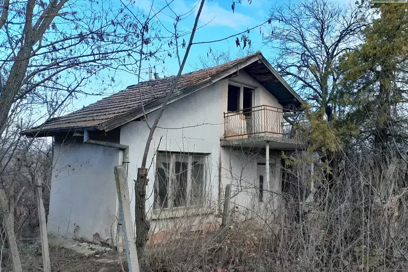 Къща в Монтана, в.з. Запад