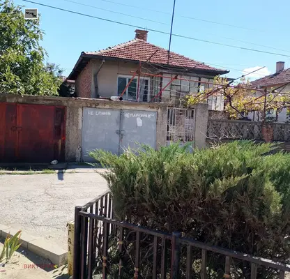 Снимка 3 — Къща в Пазарджик, Запад