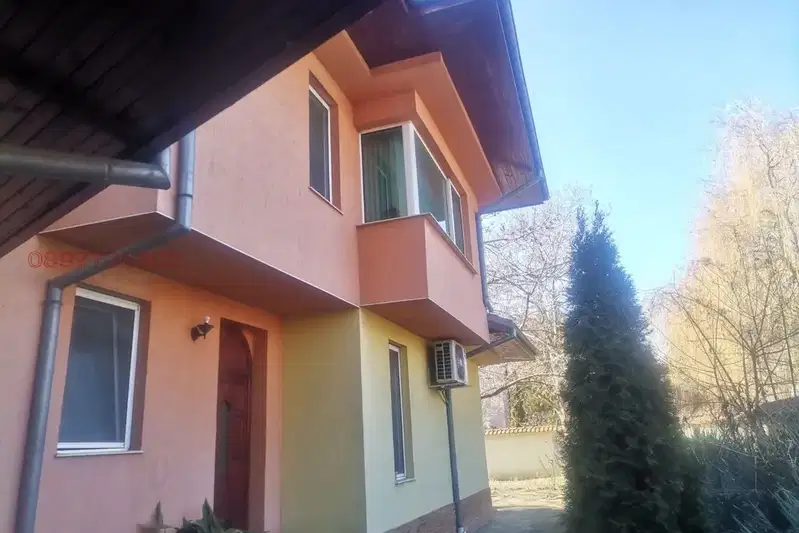 Къща в Пазарджик, Запад