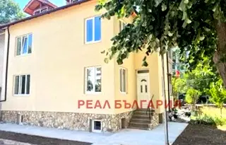 Къща в Русе, Здравец