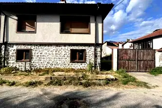 Къща в Благоевград, Банско