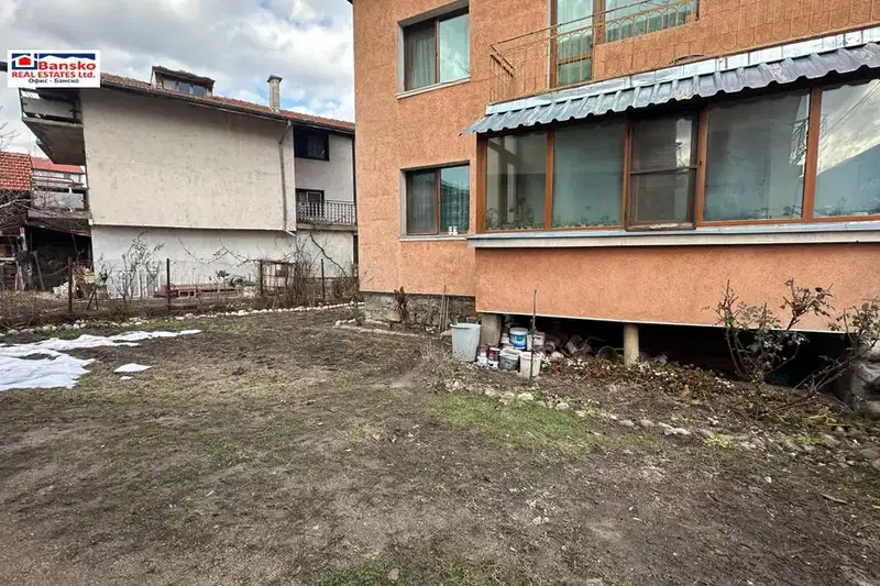 Къща в Благоевград, Банско