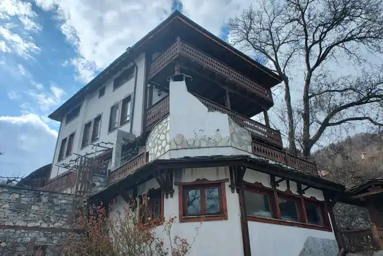 Къща в Благоевград, Гоце Делчев