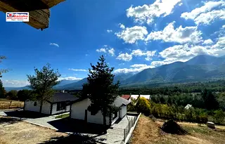 Къща в Благоевград, Разлог