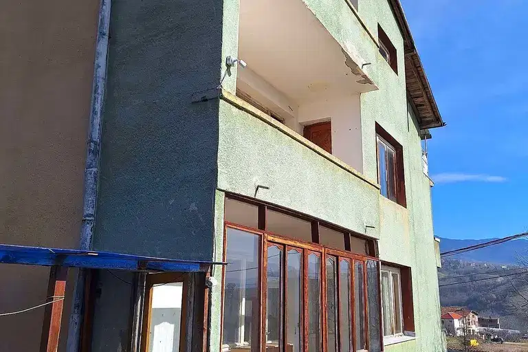 House in Oblast Blagoevgrad, Polenica