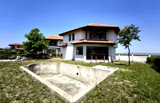 Къща в Бургас, Ахелой