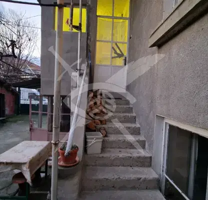 Снимка 4 — Къща в Бургас, Айтос