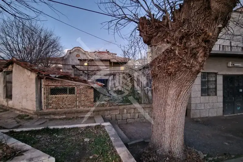 Къща в Бургас, Айтос