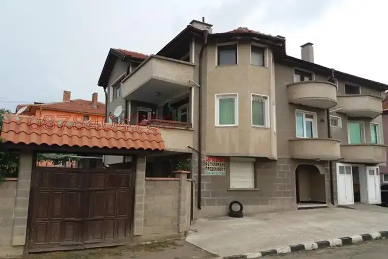 Къща в Бургас, Айтос