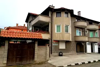 Къща в Бургас, Айтос