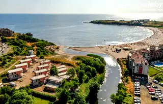 Къща в Бургас, Царево
