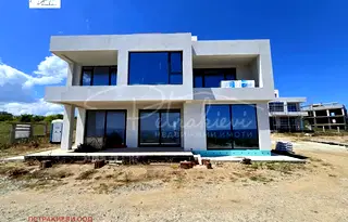 Къща в Бургас, Черноморец