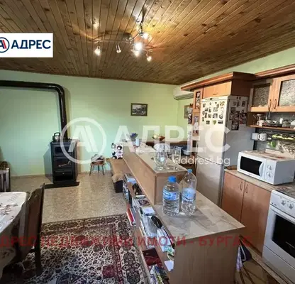 Снимка 2 — Къща в Бургас, Каблешково