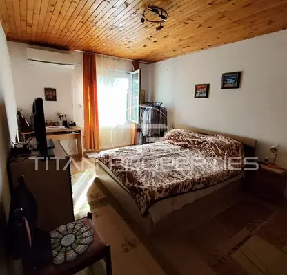 Photo 3 — House in Burgas, Kableshkovo