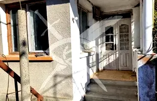Къща в Бургас, Карнобат