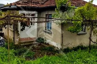 Къща в Бургас, Малко Търново