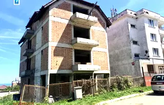 Къща в Бургас, Обзор