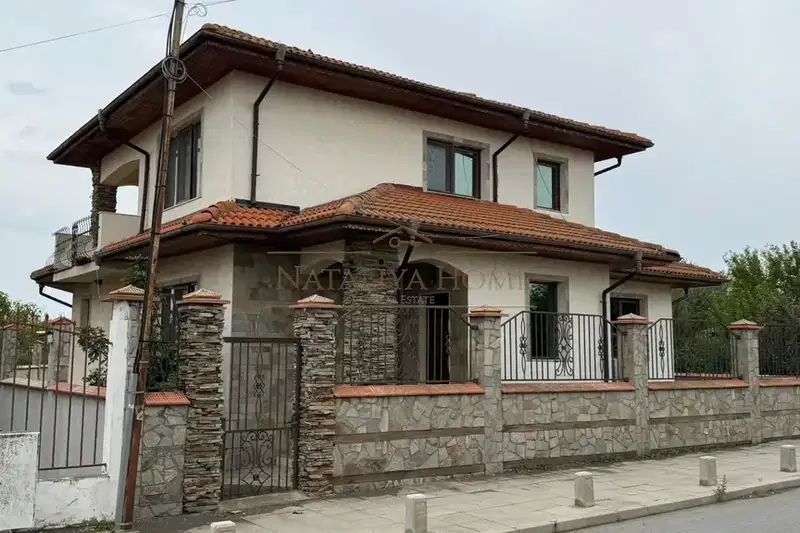 Къща в Бургас, Поморие