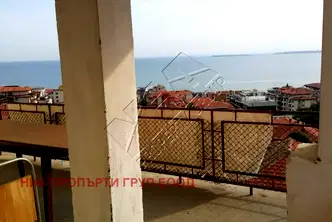 Къща в Бургас, Свети Влас